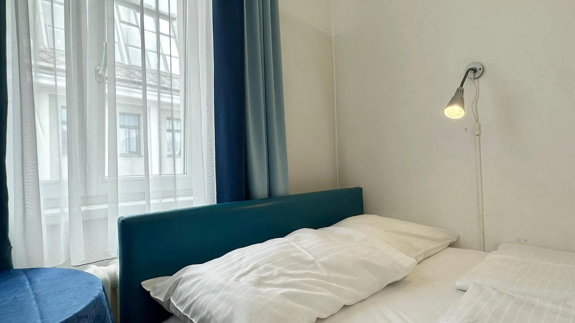** Отель Very Central, 5 Min To City Center, Self Check In Вена Австрия