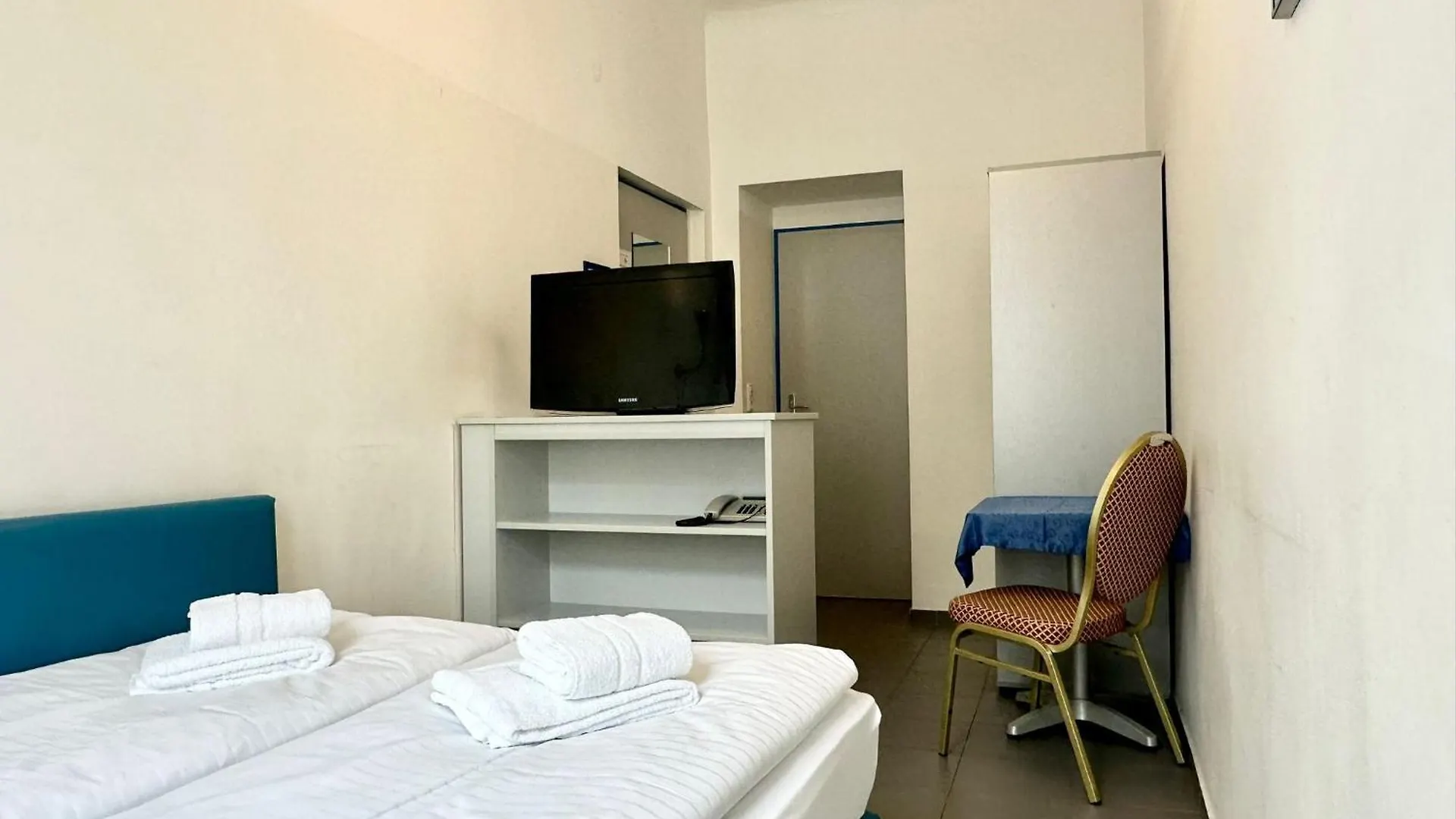 Very Central, 5 Min To City Center, Self Check In Вена