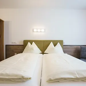 *** Hotel Drei Kreuz Austria