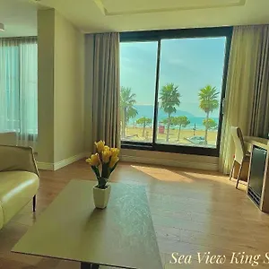 Marina Premium 4* Vlorë