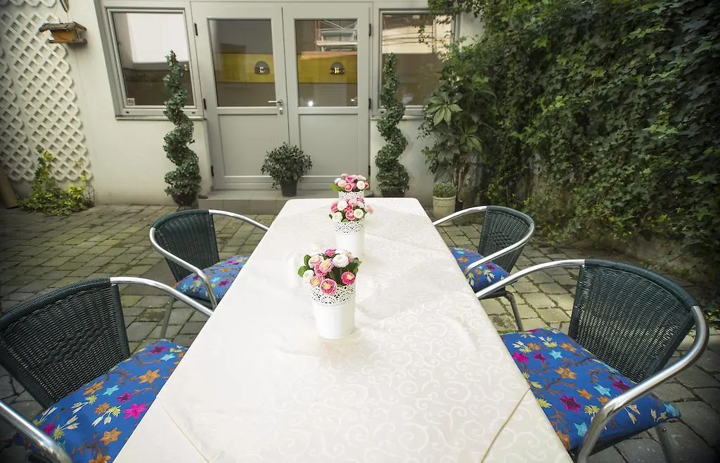 ** Hotel Very Central, 5 Min To City Center, Self Check In Vienna Austria